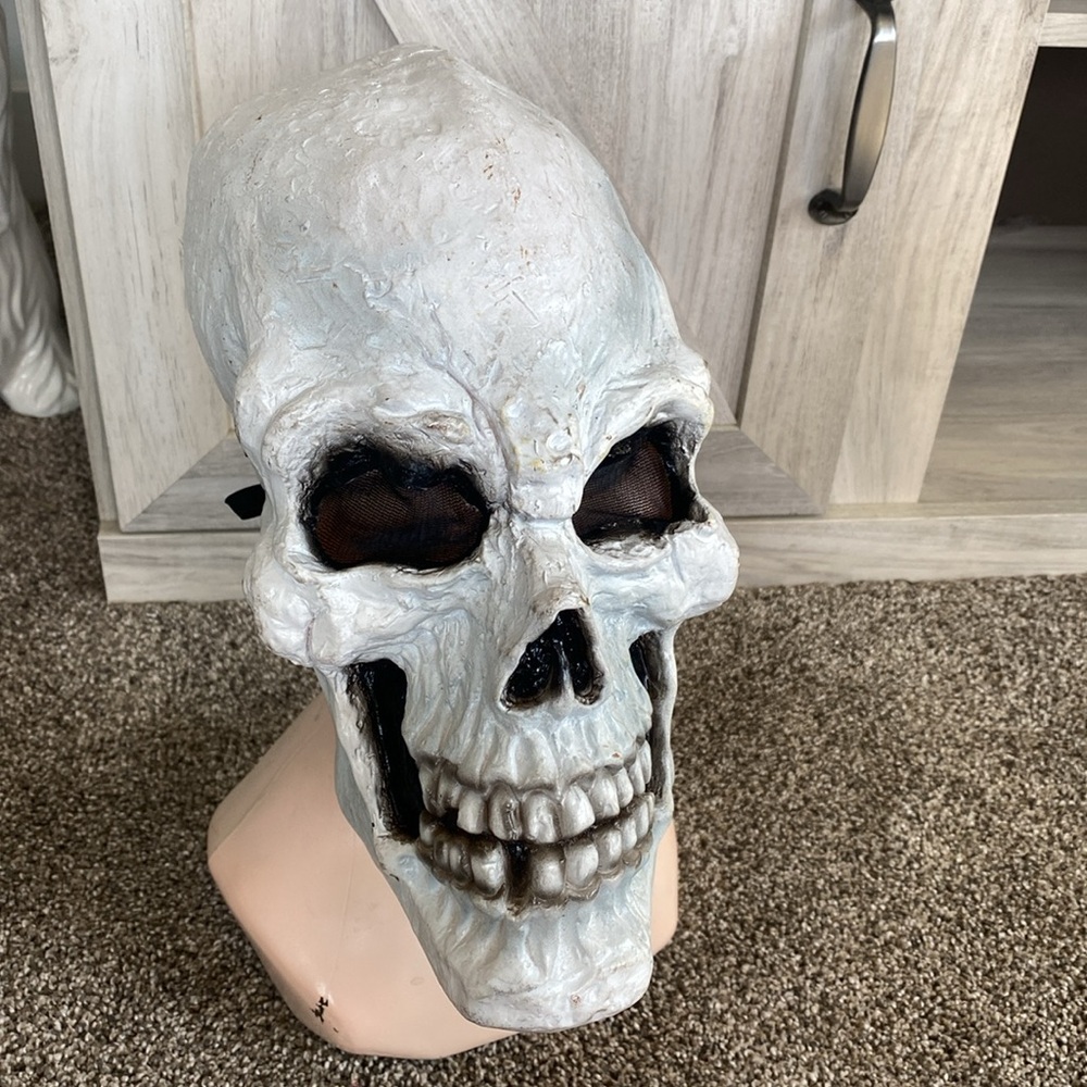 Easter Unlimited VINTAGE 70S/80S SKULL MASK BLACK VINYL HALLOWEEN III